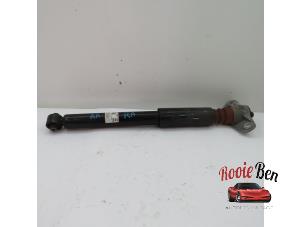 Used Rear shock absorber, right Kia Xceed 1.0 T-GDi 12V Price on request offered by Rooie Ben autodemontage