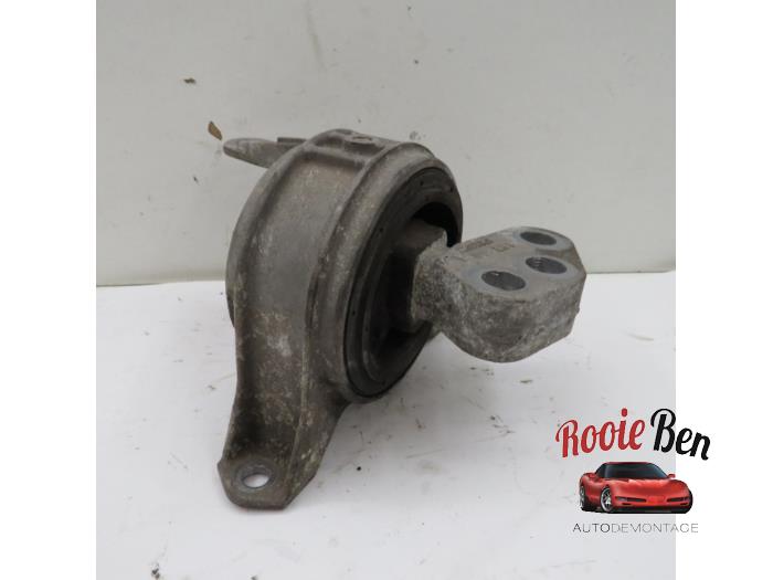 Used Engine mount Opel Astra H SW (L35) 1.7 CDTi 16V Price € 25,00 Margin scheme offered by Rooie Ben autodemontage