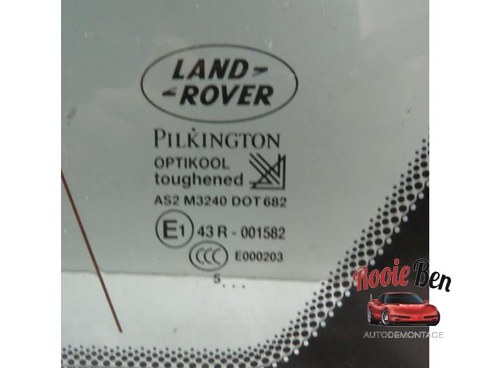 Zusätzliches Fenster 4-türig links hinten van een Land Rover Range Rover Sport (LS) 2.7 TDV6 24V 2006