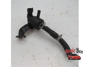 Used Fuel pressure sensor Kia Xceed 1.0 T-GDi 12V Price on request offered by Rooie Ben autodemontage