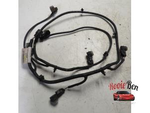 Used PDC Sensor Set Ford Fiesta 7 1.1 Ti-VCT 12V 85 Price on request offered by Rooie Ben autodemontage