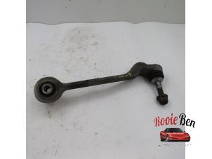 Used Front lower wishbone, left BMW 3 serie (E90) 330i 24V Price € 40,00 Margin scheme offered by Rooie Ben autodemontage