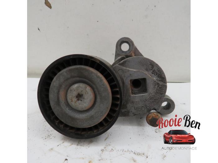 Usados Rodillo tensor correa múltiple Ford Fiesta 7 1.1 Ti-VCT 12V 85 Precio € 15,00 Norma de margen ofrecido por Rooie Ben autodemontage