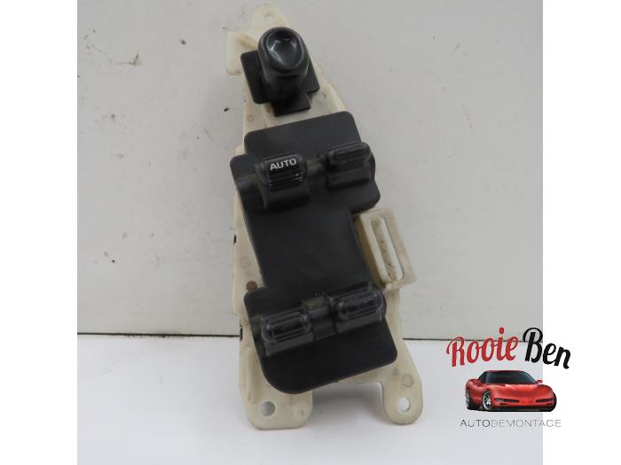 Usados Interruptor de ventanilla eléctrica Chrysler Stratus (JA/JX) 2.5 V6 24V Precio € 20,00 Norma de margen ofrecido por Rooie Ben autodemontage