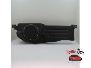Used Subwoofer Dodge 1500 Crew Cab (DS/DJ/D2) 5.7 Hemi V8 4x4 Price on request offered by Rooie Ben autodemontage