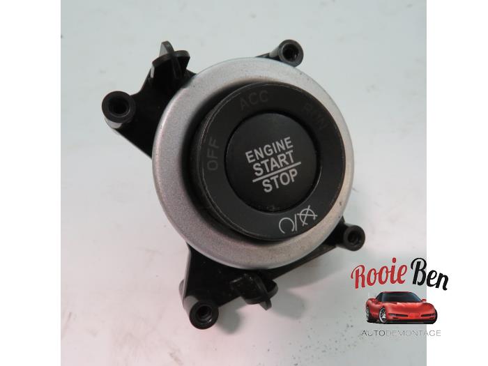 Używane Przelacznik Start/Stop Dodge 1500 Crew Cab (DS) 5.7 Hemi V8 4x4 Cena na żądanie oferowane przez Rooie Ben autodemontage