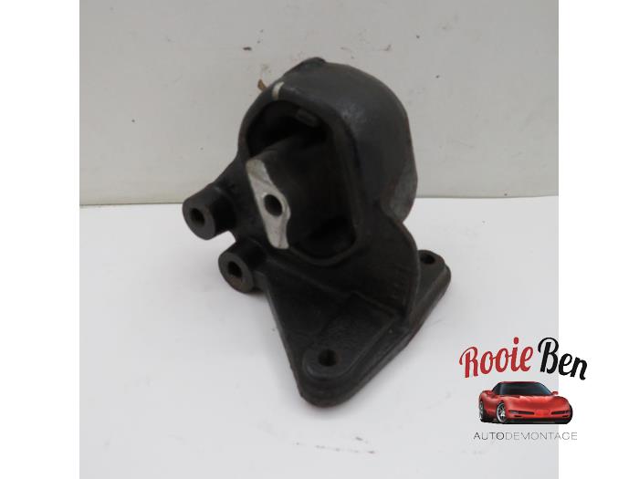 Usagé Support moteur Dodge 1500 Crew Cab (DS) 5.7 Hemi V8 4x4 Prix € 50,00 Règlement à la marge proposé par Rooie Ben autodemontage