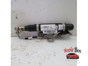 Used Gas generator Mercedes A (177.0) 2.0 A-220 Turbo 16V Price on request offered by Rooie Ben autodemontage