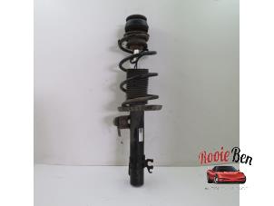 Used Front shock absorber rod, left Seat Ibiza IV (6J5) 1.2 12V Price on request offered by Rooie Ben autodemontage