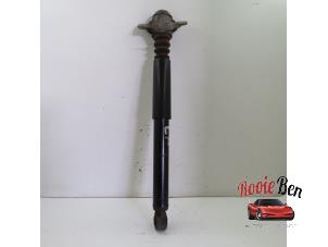 Used Rear shock absorber, left Volkswagen Golf VI (5K1) 1.4 TSI 122 16V Price on request offered by Rooie Ben autodemontage