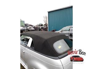 Usagé Softtop toit escamotable Chrysler PT Cruiser Cabrio 2.4 16V Prix sur demande proposé par Rooie Ben autodemontage