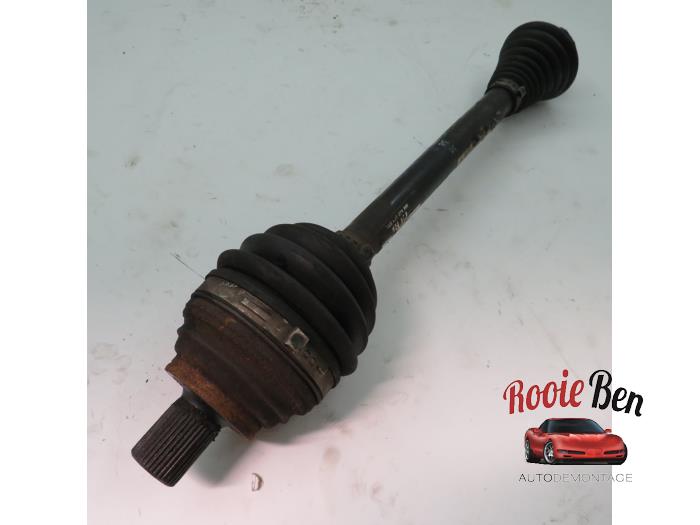 Gebrauchte Antriebswelle links vorne Volkswagen Golf VI (5K1) 1.4 TSI 122 16V Preis € 50,00 Margenregelung angeboten von Rooie Ben autodemontage
