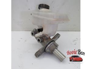 Used Master cylinder Ford Fiesta 7 1.1 Ti-VCT 12V 85 Price on request offered by Rooie Ben autodemontage