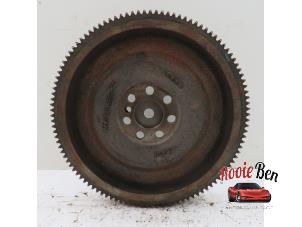 Used Flywheel Kia Carens III (FG) 2.0i CVVT 16V Price on request offered by Rooie Ben autodemontage