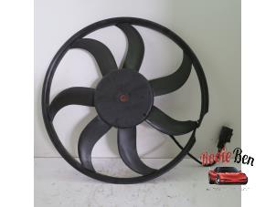 Used Radiator fan Mercedes ML II (164/4JG) 3.0 ML-280 CDI 4-Matic V6 24V Price on request offered by Rooie Ben autodemontage