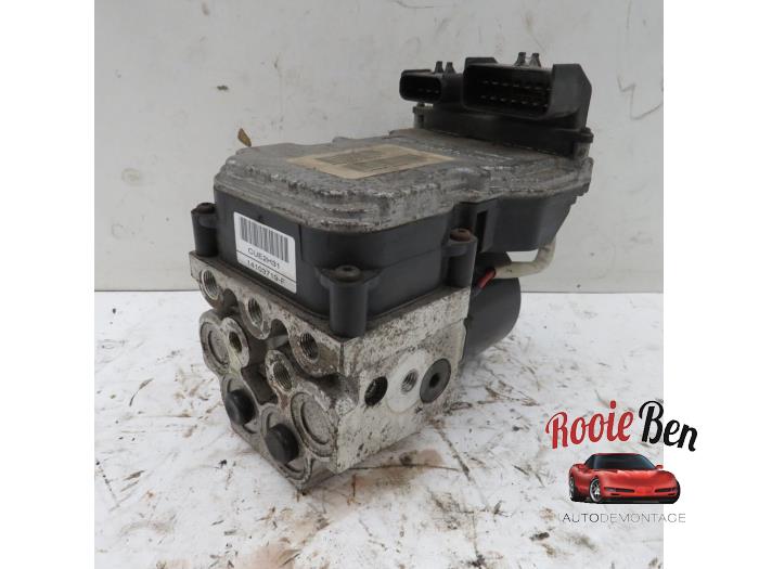 Używane Pompa ABS Dodge Ram 3500 Standard Cab (DR/DH/D1/DC/DM) 5.7 V8 Hemi 1500 4x2 Cena € 200,00 Procedura marży oferowane przez Rooie Ben autodemontage