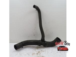 Used Radiator hose Dodge Ram 3500 Standard Cab (DR/DH/D1/DC/DM) 5.7 V8 Hemi 1500 4x2 Price on request offered by Rooie Ben autodemontage