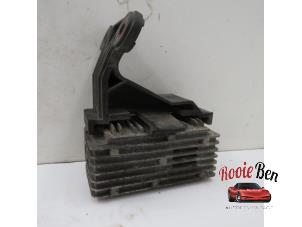 Used Glow plug relay Ford Ranger 3.2 TDCI 20V 200 4x4 Price on request offered by Rooie Ben autodemontage