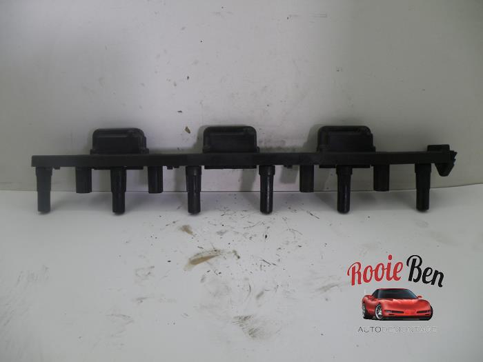 Usagé Bobine Jeep Cherokee (XJ) 4.0 i Prix € 40,00 Règlement à la marge proposé par Rooie Ben autodemontage