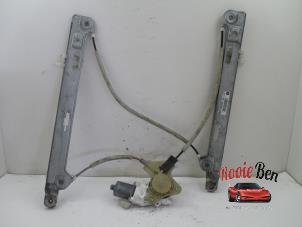 Used Window mechanism 4-door, front right Jeep Compass (MK49) 2.0 CRD 16V 4x4 Price on request offered by Rooie Ben autodemontage
