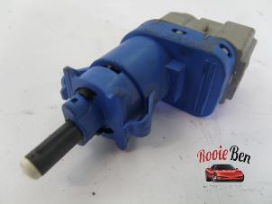 Used Brake light switch Ford Usa Mustang V 3.7 V6 24V Duratec Ti-VCT Price on request offered by Rooie Ben autodemontage