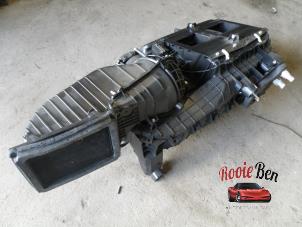 Used Heater housing Ford Usa Mustang V 3.7 V6 24V Duratec Ti-VCT Price on request offered by Rooie Ben autodemontage