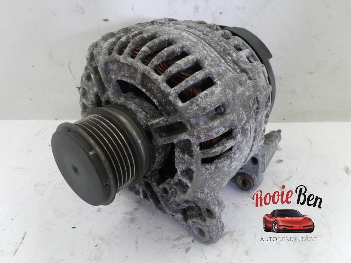 Begagnade Dynamo Volkswagen Golf V (1K1) 1.9 TDI Pris € 25,00 Marginaltabell erbjuds av Rooie Ben autodemontage