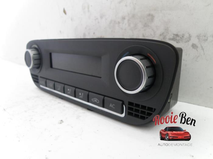 Heater control panel from a Volkswagen Polo V (6R) 1.2 TSI 2013