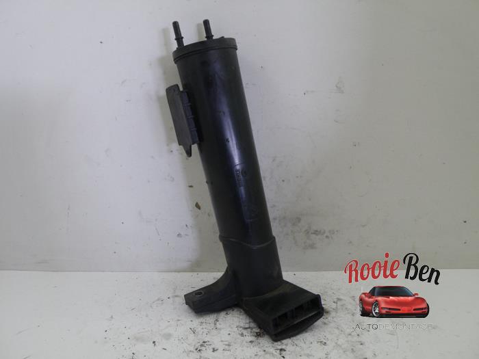 Fuel filter from a Volkswagen Polo V (6R) 1.2 TSI 2013