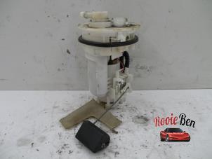 Used Electric fuel pump Toyota Corolla Verso (E12) 1.6 16V VVT-i Price € 25,00 Margin scheme offered by Rooie Ben autodemontage
