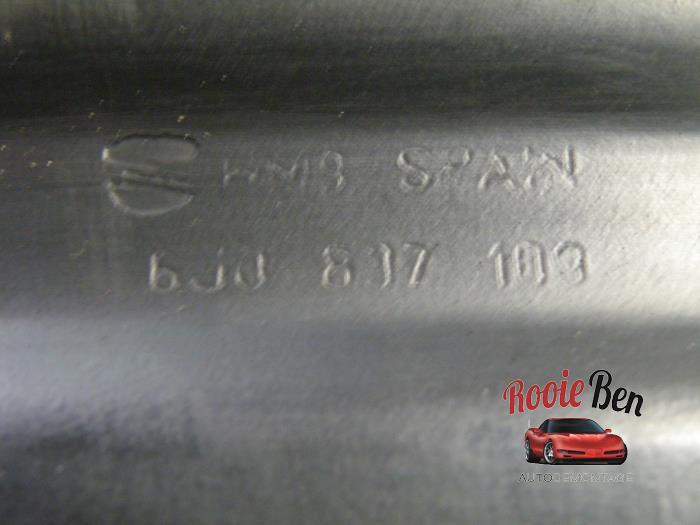 Stoßstangenrahmen vorne van een Seat Ibiza IV SC (6J1) 1.4 16V 2011