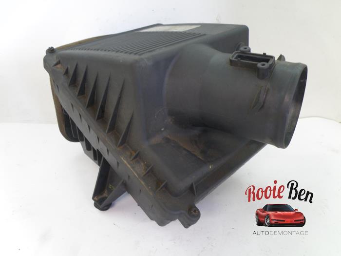 Begagnade Luftfilterhus Chevrolet Silverado 1500 Standard Cab 5.3 V8 2500 4x4 Crew Cab Pris € 100,00 Marginaltabell erbjuds av Rooie Ben autodemontage