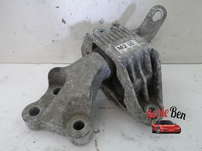 Usagé Support moteur Chevrolet Orlando (YYM/YYW) 2.0 D 16V Prix € 20,00 Règlement à la marge proposé par Rooie Ben autodemontage