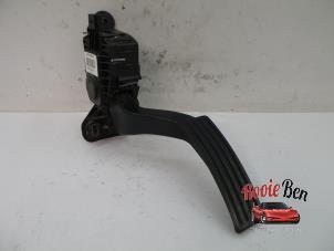 Used Accelerator pedal Ford Ranger 3.2 TDCI 20V 200 4x4 Price on request offered by Rooie Ben autodemontage