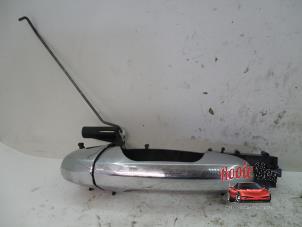 Used Rear door handle 4-door, right Chrysler Pacifica 3.5 V6 24V Price on request offered by Rooie Ben autodemontage