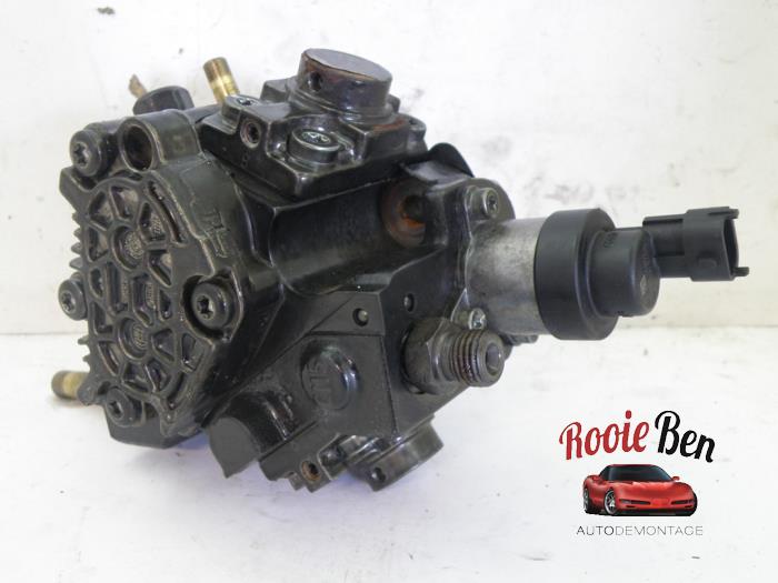 Begagnade Dieselpump Landrover Range Rover Evoque (LVJ/LVS) 2.2 eD4 16V 5-drs. Pris € 200,00 Marginaltabell erbjuds av Rooie Ben autodemontage