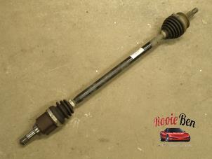 Used Front drive shaft, right Volkswagen Up! (121) 1.0 12V 75 Price on request offered by Rooie Ben autodemontage