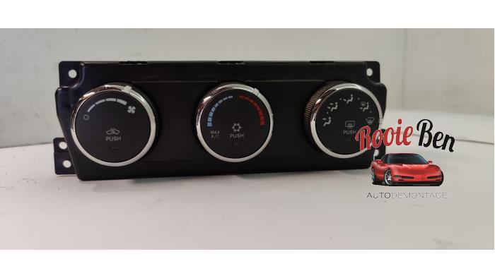 Heizung Bedienpaneel van een RAM 1500 Crew Cab (DS/DJ/D2) 5.7 Hemi V8 4x4 2011