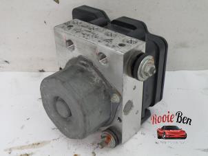 ABS-pump från en Mitsubishi Space Star (A0) 1.0 12V 2018