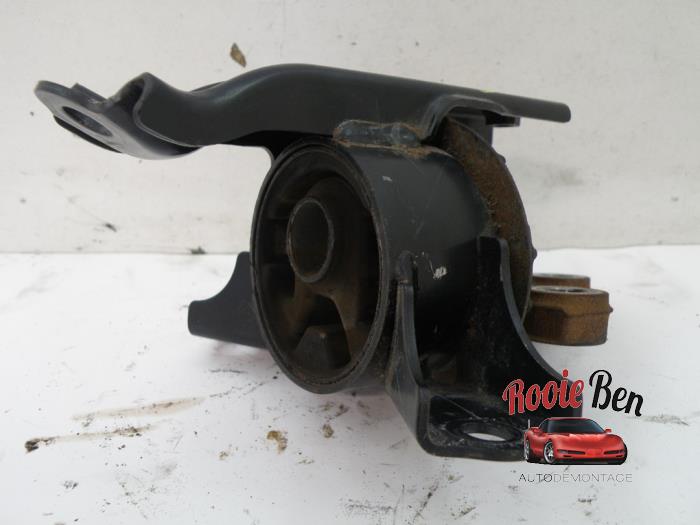 Engine mount from a Mitsubishi Space Star (A0) 1.0 12V 2018