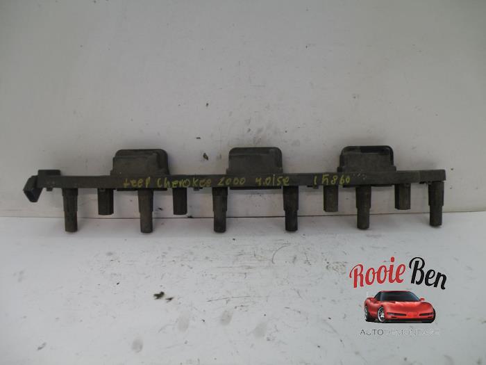 Usagé Bobine Jeep Cherokee (XJ) 4.0 i Prix € 40,00 Règlement à la marge proposé par Rooie Ben autodemontage