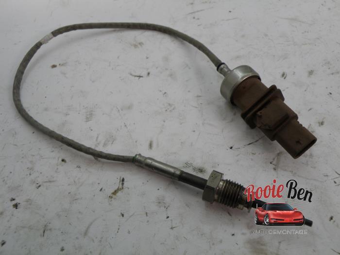 Usagé Sensor température d’échappement Audi A4 Avant (B9) 2.0 35 TFSI Mild Hybrid 16V Prix € 25,00 Règlement à la marge proposé par Rooie Ben autodemontage