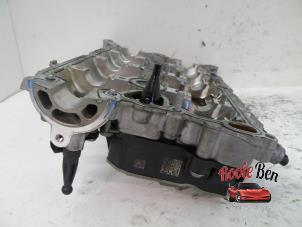 Ventildeckel van een Audi A4 Avant (B9) 2.0 35 TFSI Mild Hybrid 16V 2018