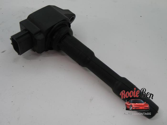 Usagé Bobine Renault Clio IV (5R) 1.2 TCE 16V GT EDC Prix € 13,00 Règlement à la marge proposé par Rooie Ben autodemontage
