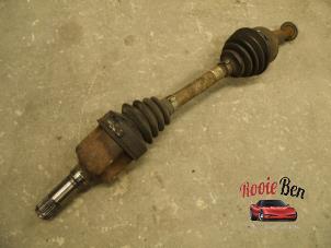 Used Front drive shaft, left Chevrolet Equinox 3.4 V6 4x4 Price on request offered by Rooie Ben autodemontage
