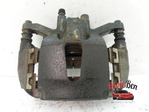 Used Rear brake calliper, left Ford Usa F-150 Standard Cab 5.0 Extended Cab Price on request offered by Rooie Ben autodemontage