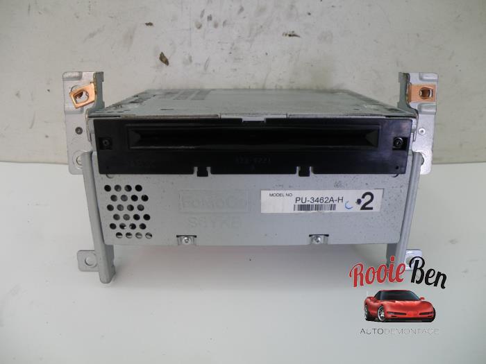 CD player from a Ford (USA) F-150 Standard Cab 5.0 Extended Cab 2013