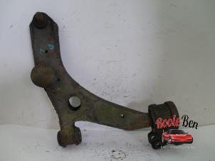 Used Front wishbone, right Mazda 5 (CR19) 1.8i 16V Price € 40,00 Margin scheme offered by Rooie Ben autodemontage