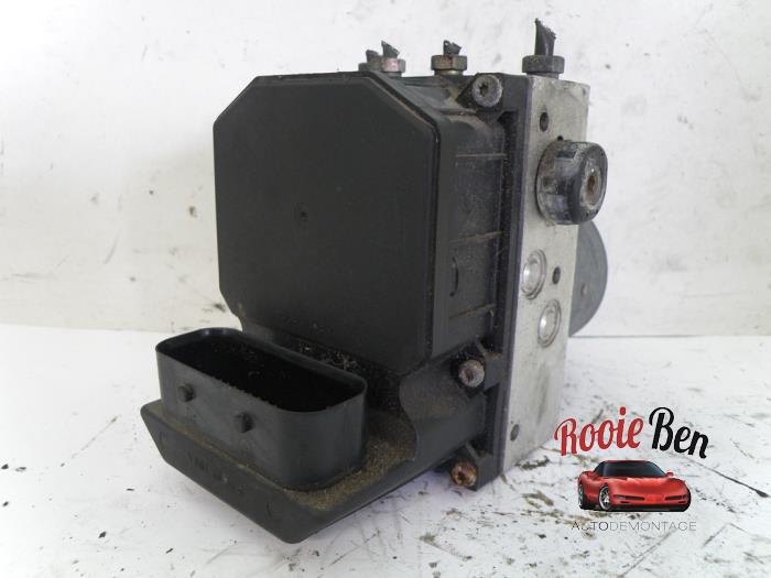 ABS pump Jaguar X type 2.1 V6 24V 2X432C285AC AJV6 BOSCH