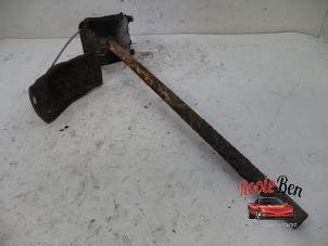 Used Spare wheel mechanism Dodge Ram 3500 (BR/BE) 5.2 1500 4x2 Kat. Price on request offered by Rooie Ben autodemontage